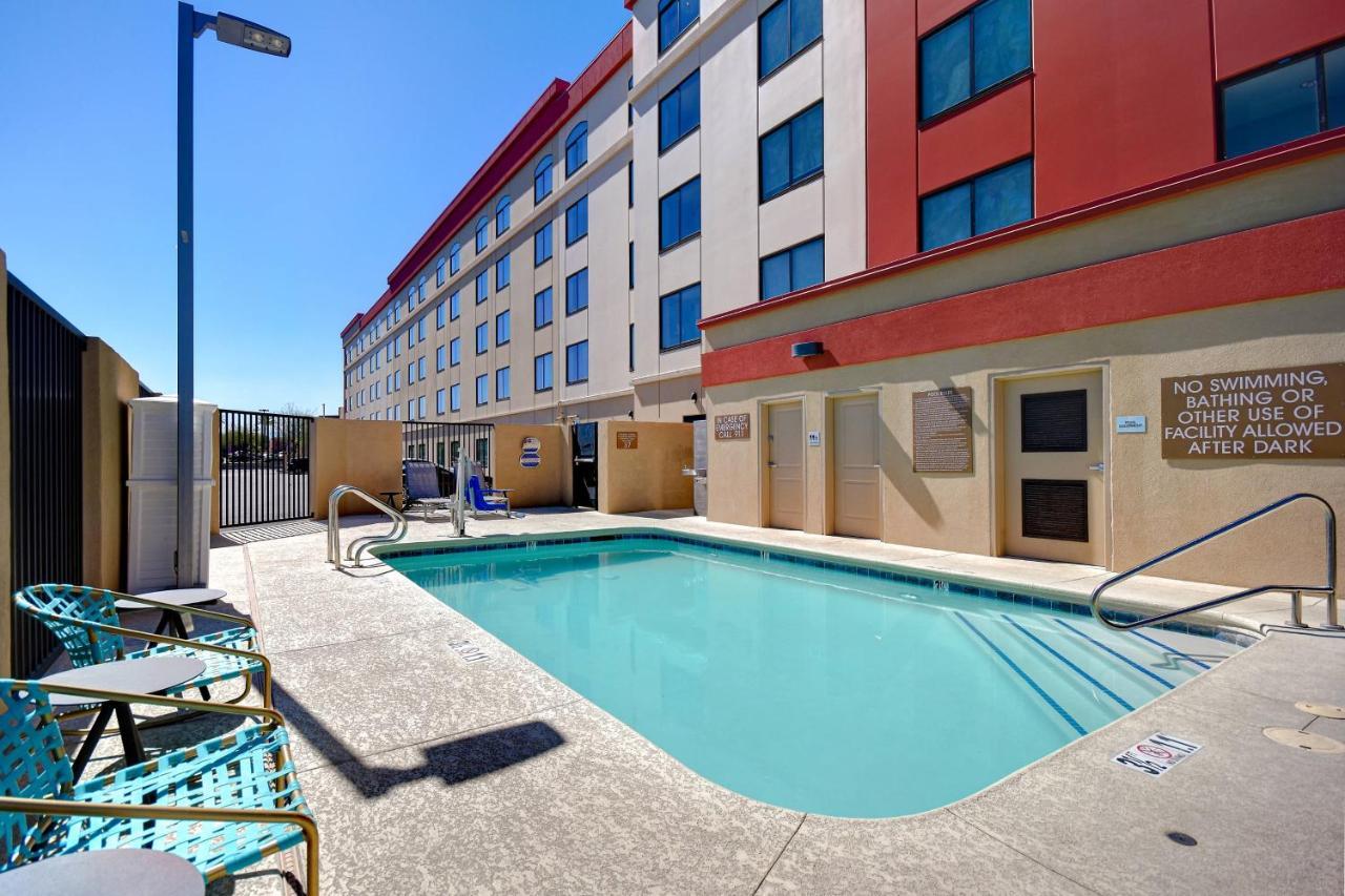 Fairfield Inn & Suites Las Vegas Airport South Exterior photo